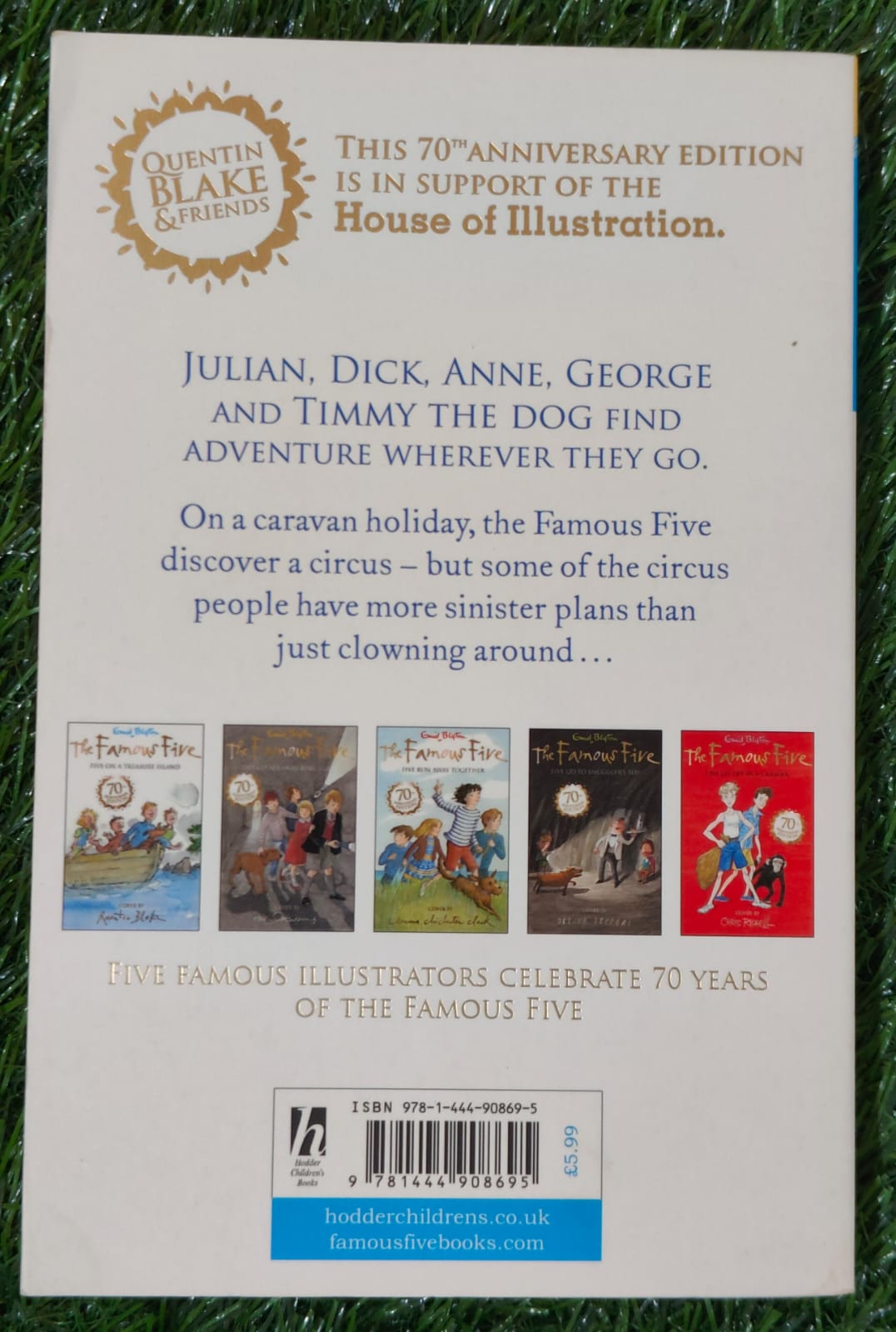 Famous Five - Five Go off In a Caravan