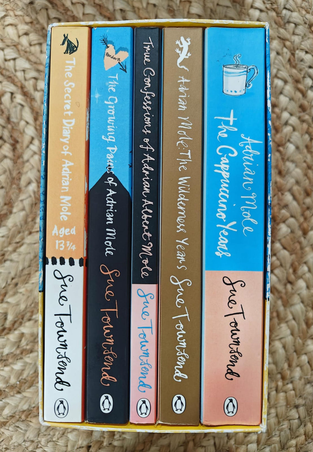 Complete Adrián Mole( Sue Townsend )