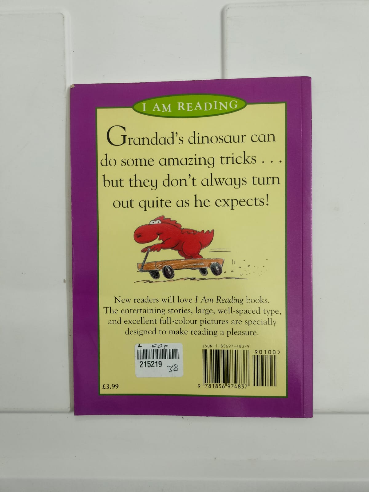I am Reading - Grandad's  Dinousaurs
