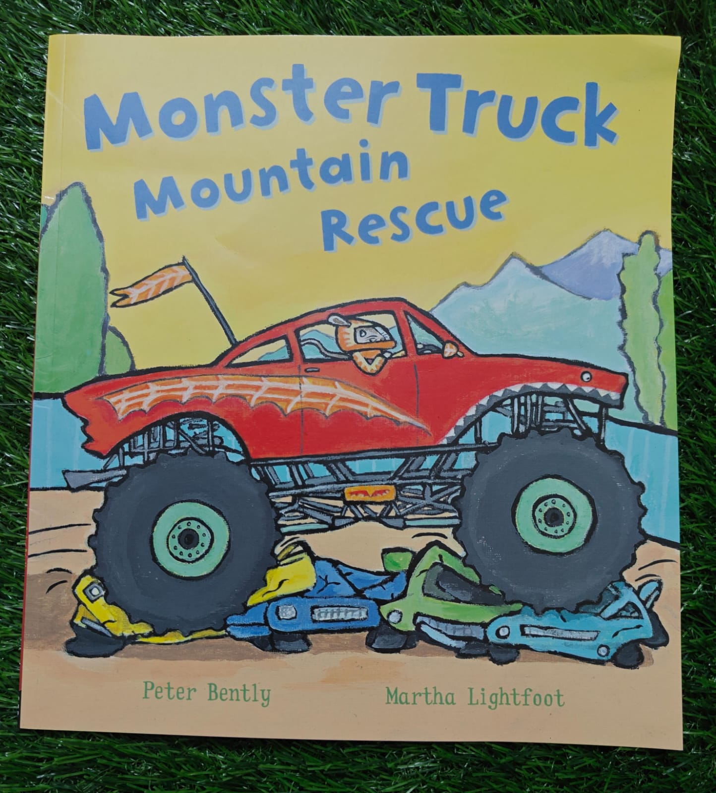 Monster Truck Mountain Rescue