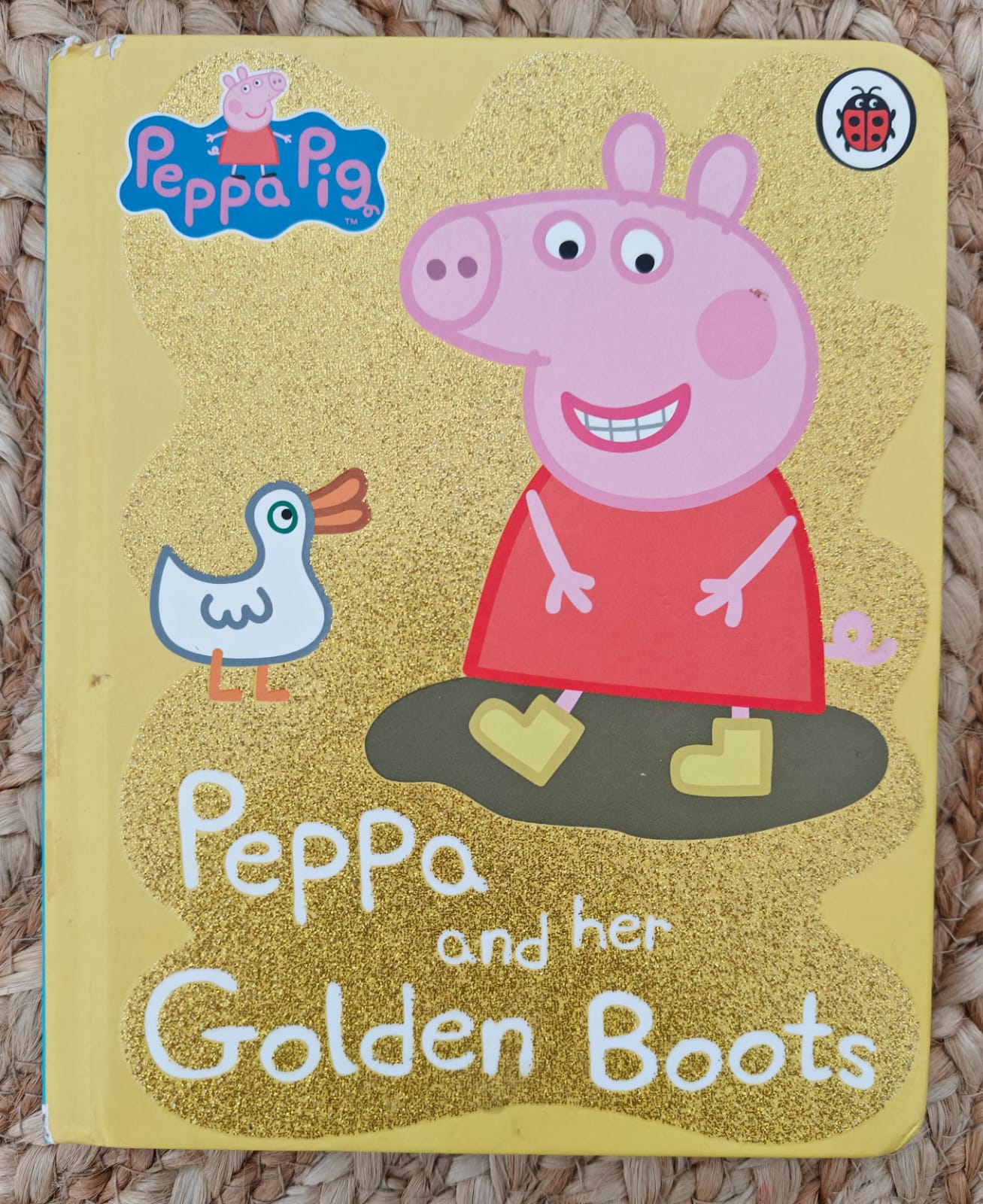 Peppa Pig : Peppa and her Golden Boots